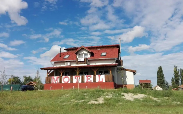M0 Motel Taksony