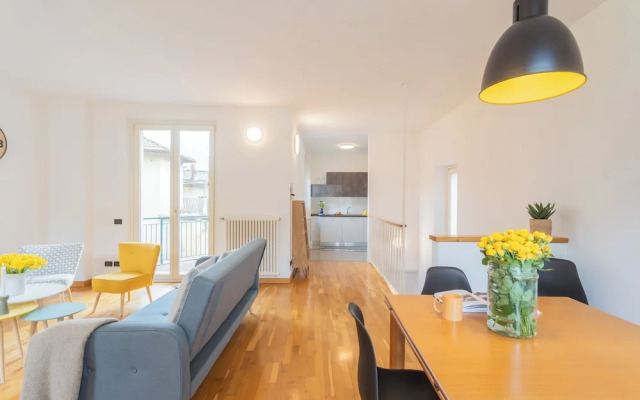 Ponente Balcony & Garden by Rent all Como