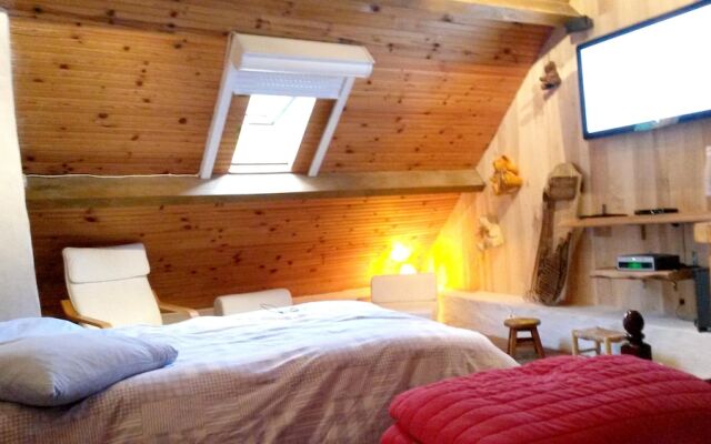 Chalet With 2 Bedrooms in Boutx, With Wonderful Mountain View, Furnished Terrace and Wifi