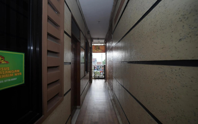 Soreang Hotel by ZUZU