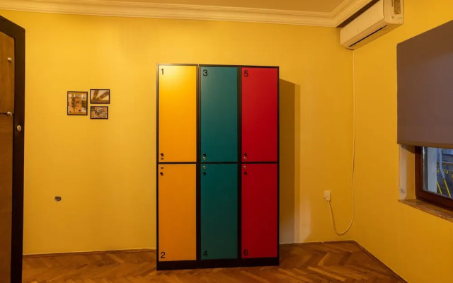 Hostel Prishtina Backpackers