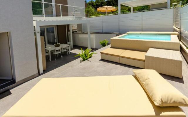Calanica Boutique Apartments