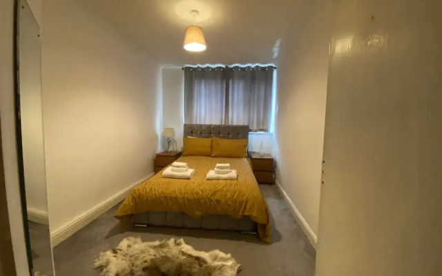 London Charm - 3 Bedroom House Near Canary Wharf