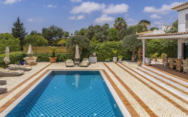 Seaview Countryside Charm Villa Almancil