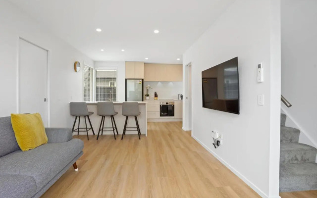 Addington Delight - Christchurch Holiday Home