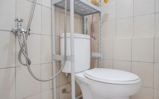Best Deal And Comfy 2Br At Green Pramuka City Apartment