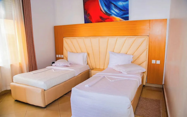 Netluna Villa Hotel & Tours