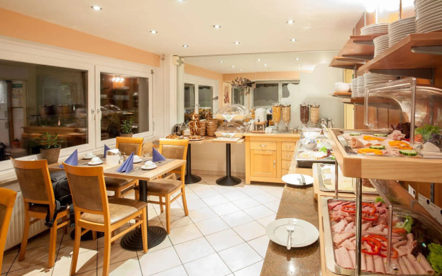 Centro Hotel Mondial