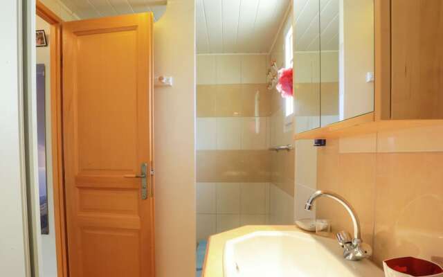 Spacious Holiday Home in Vaison-la-romaine With Garden