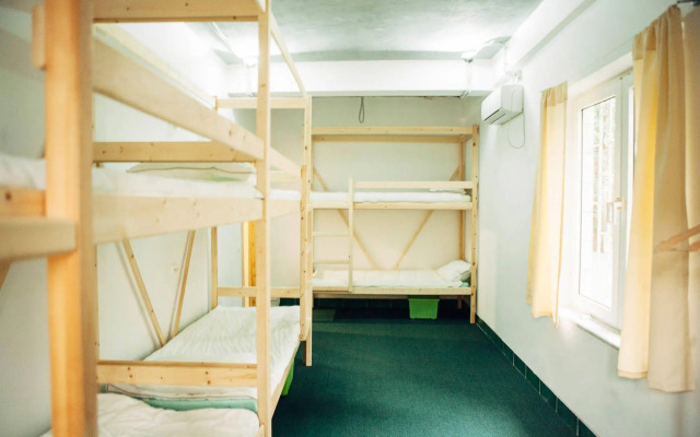 Hostel WьISHKA