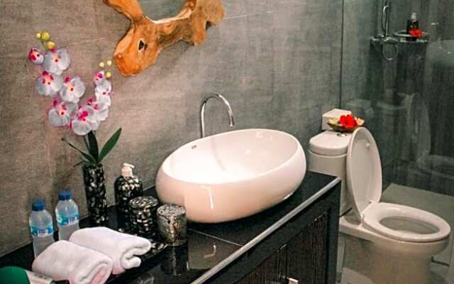 Adi's CoLiving Villa