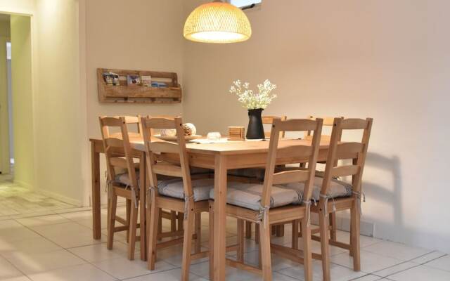 Bungalow for 8 People on the Edge of the Forest Located Between Egmond & Bergen