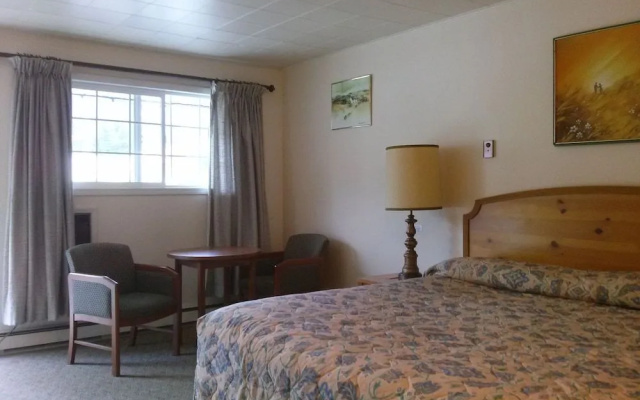Lucky Strike Motel