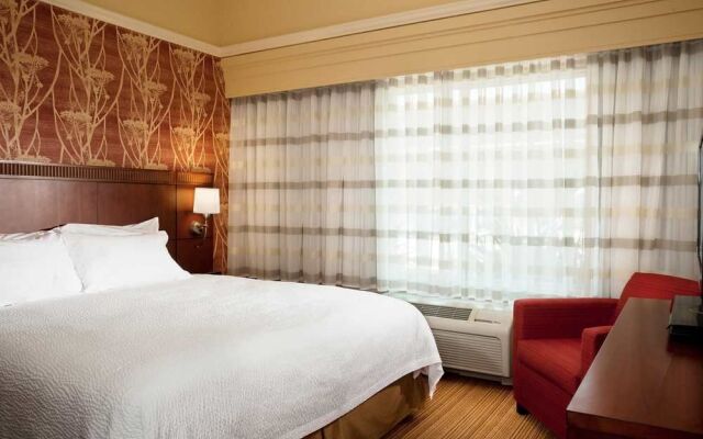 Courtyard Ventura Simi Valley