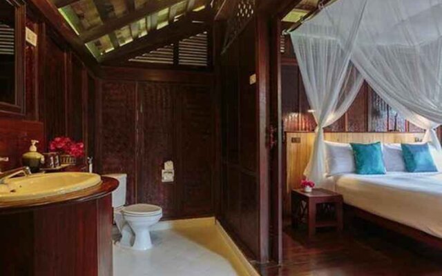Mekong Cruises - The Luang Say Lodge & Cruises - Luang Prabang to Huay