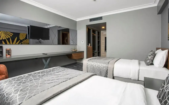 Luxon Hotel Sakarya