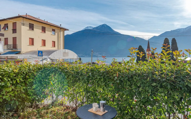 Pianello Charming Lake View