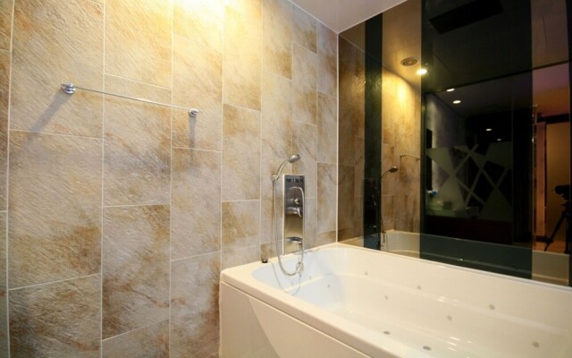 Daegu Seongseo Wave Hotel