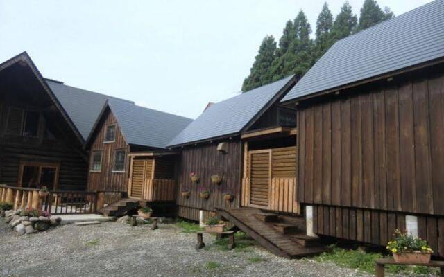 Cottage Log House Goo