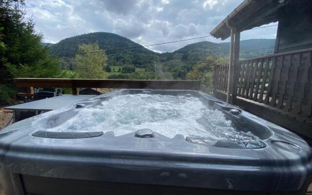 Chalet du Faubourg & Jacuzzi privatif