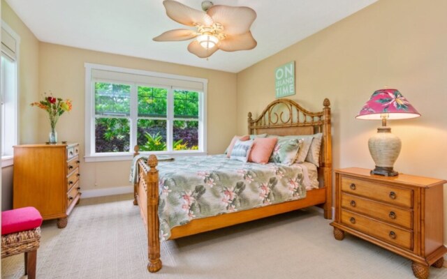 Plantation Princeville 711 by CMD