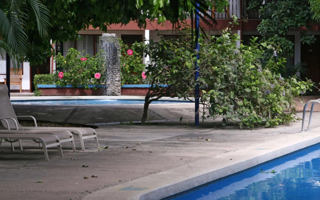 Hotel Boyeros