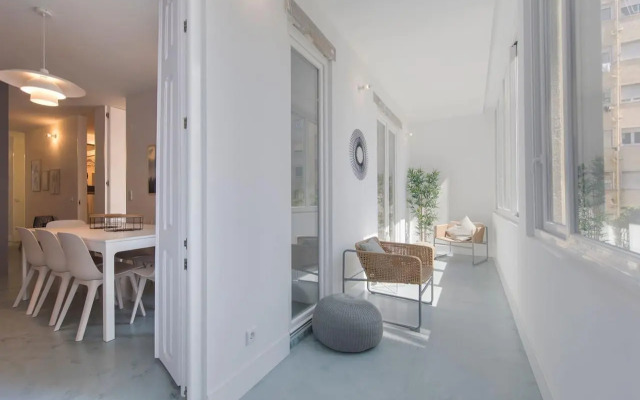 LovelyStay - Wide & Bright 4 Families