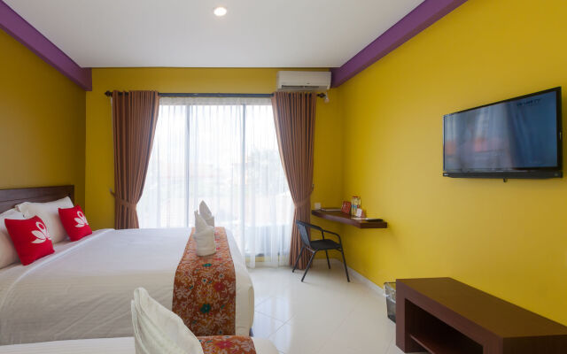 ZEN Rooms Kuta Puri Demak