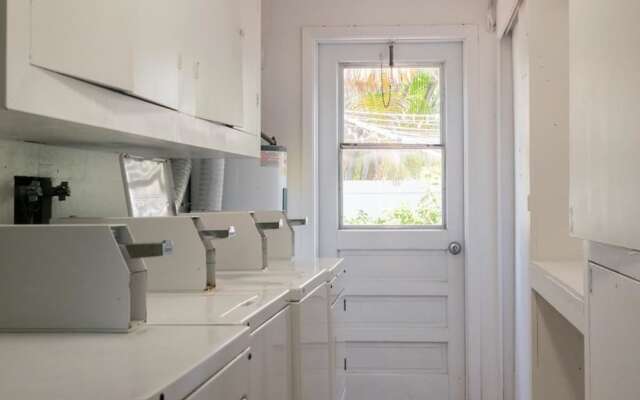 AM Beach Place Unit 3
