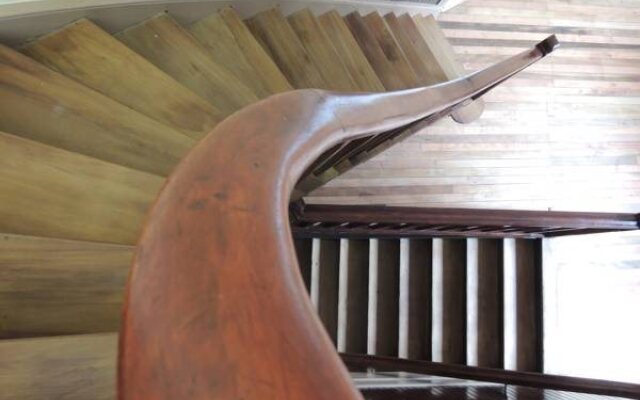Hostal newka cerro alegre