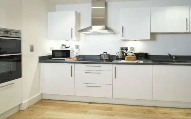 Tower Bridge London Apartments