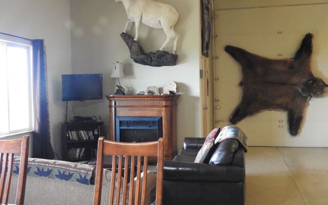 Alaska Adventure Cabins