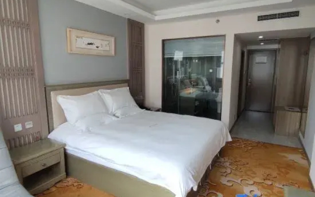Longzhong Hotel