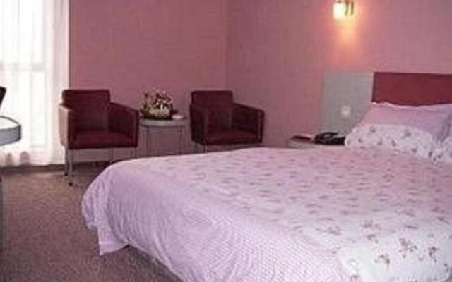 Motel 168 (Changsha Railway Station Metro Station)