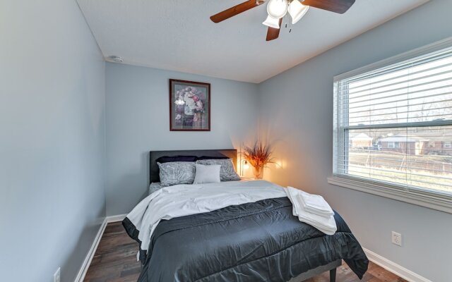 7 Mi to Louisville: Family-friendly Jefferson Home