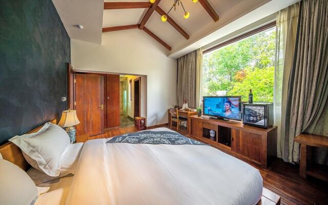 Leliving Butterfly Resort Lijiang