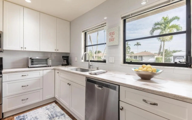 Private Pool + Sunroom Beach Escape at Manatee