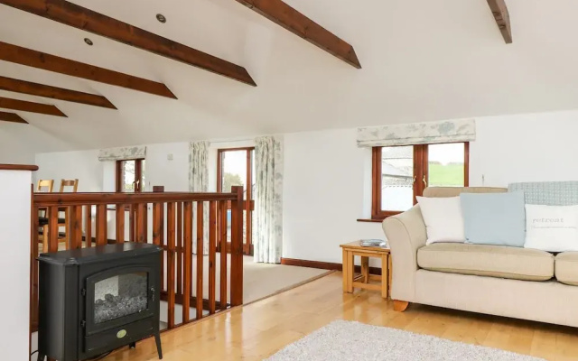Castle Dore Barn