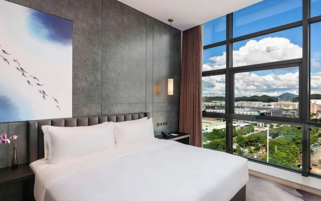 Mercure Shenzhen Pinghu