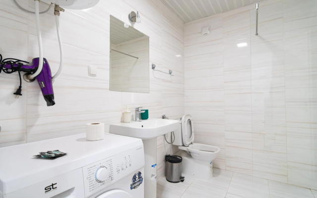 High-End Spacious Apartment next to City Mall