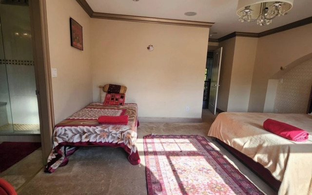 Royal Boutique Hotel