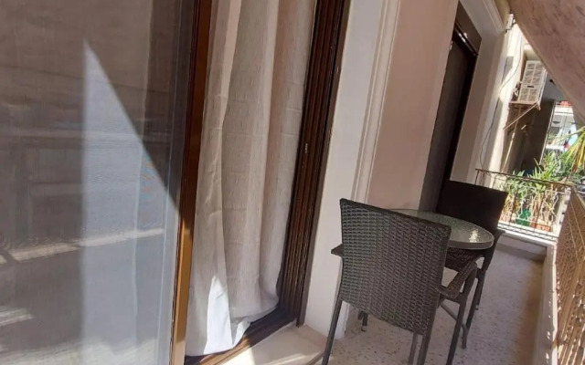Spacious Beauty in Athens, 55m2, Metro 7'