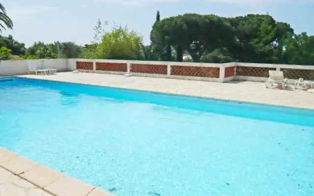 Apartment Castel Haussmann