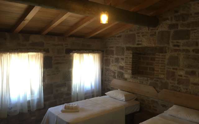Hayat Alti Otel Ayvalik (Adults Only)
