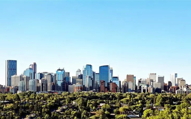 Sheraton Suites Calgary Eau Claire