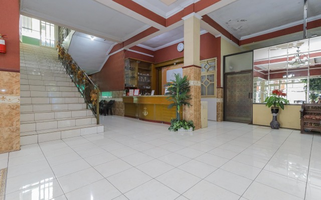 Reddoorz Syariah Mojosari