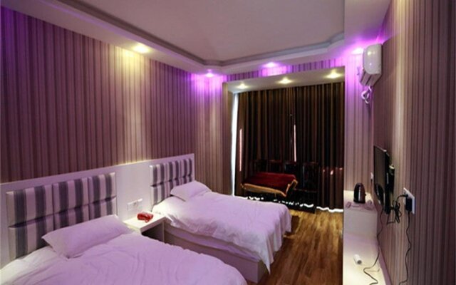 Suzhou Winnie 77 Theme Hotel