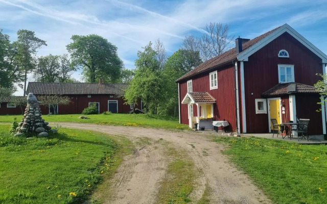 Skölvs Gård