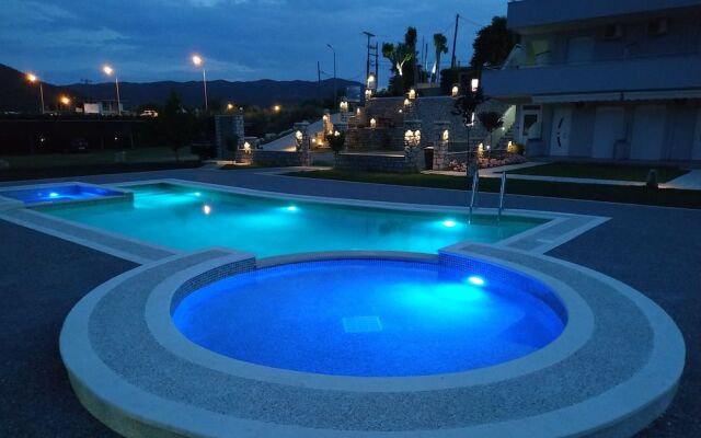 A Ponte Studios & Apartments