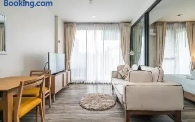 The Deck Patong by Acasia Suites